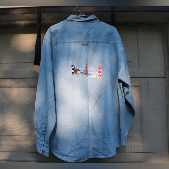 Won’s Wear Large 100% Cotton Denim Light House Button Down - Picture 6 of 9